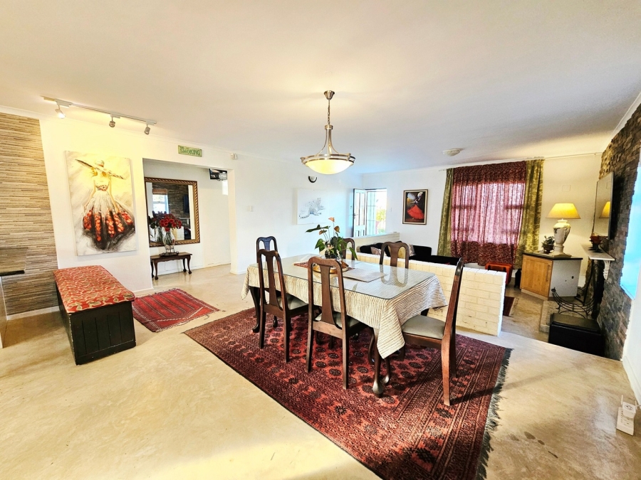 4 Bedroom Property for Sale in Bettys Bay Western Cape